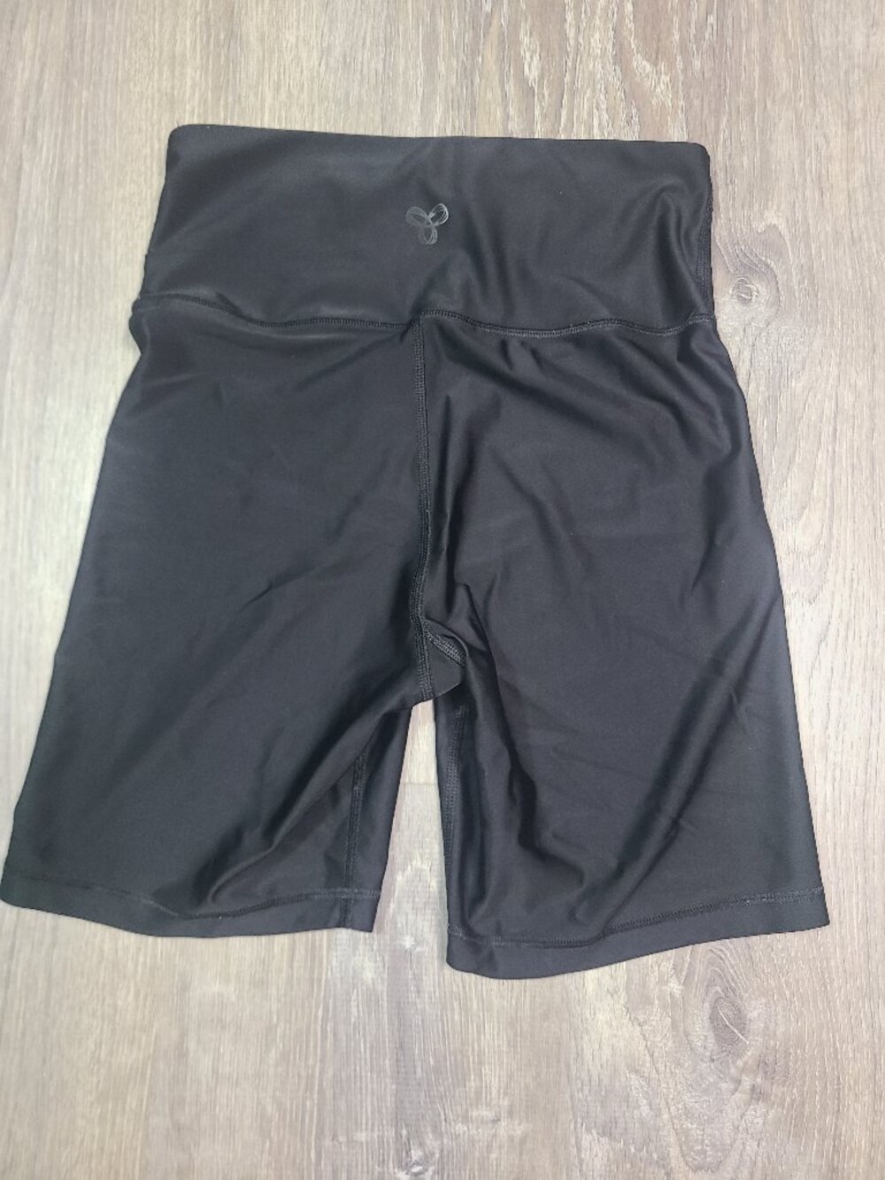 Tna Aritzia Black Gloss Atmosphere High Waisted 7" Biker Shorts Size Medium M